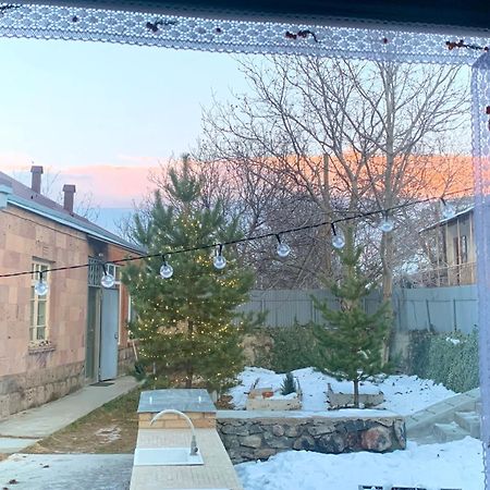 Zove Rural Cottage With Garden Views K'arashamb Eksteriør bilde
